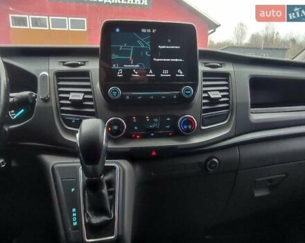 Белый Форд Транзит Кастом, объемом двигателя 2 л и пробегом 226 тыс. км за 16950 $, фото 3 на Automoto.ua