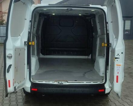 Форд Транзит Кастом 2019 у Млынове на Automoto.ua Білий Форд Транзит Кастом, об'ємом двигуна 2 л та пробігом 226 тис. км за 15950 $, фото 13 на Automoto.ua