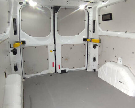 Білий Форд Транзит Кастом, об'ємом двигуна 2 л та пробігом 228 тис. км за 15950 $, фото 10 на Automoto.ua