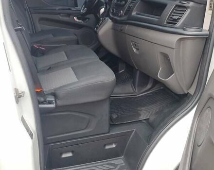 Форд Транзит Кастом 2019 у Млынове на Automoto.ua Білий Форд Транзит Кастом, об'ємом двигуна 2 л та пробігом 226 тис. км за 15950 $, фото 11 на Automoto.ua