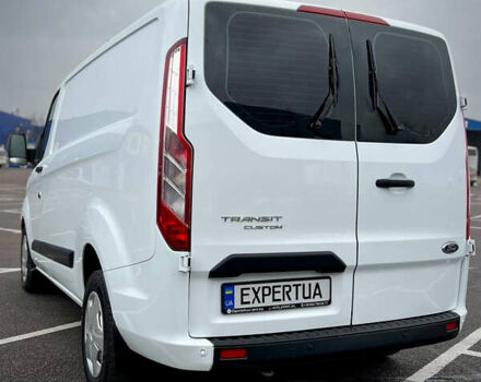 Белый Форд Транзит Кастом, объемом двигателя 2 л и пробегом 220 тыс. км за 19200 $, фото 4 на Automoto.ua