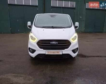 Белый Форд Транзит Кастом, объемом двигателя 2 л и пробегом 253 тыс. км за 13999 $, фото 3 на Automoto.ua