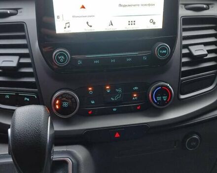 Форд Транзит Кастом 2019 у Млынове на Automoto.ua Білий Форд Транзит Кастом, об'ємом двигуна 2 л та пробігом 226 тис. км за 15950 $, фото 3 на Automoto.ua