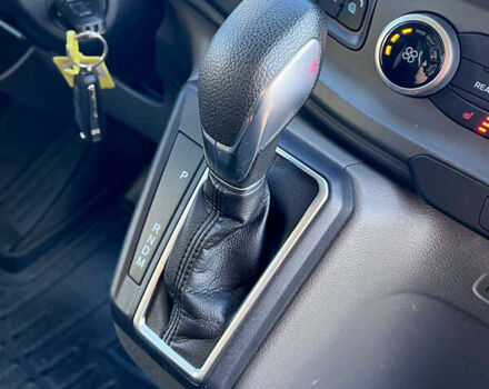 Білий Форд Транзит Кастом, об'ємом двигуна 2 л та пробігом 243 тис. км за 18900 $, фото 36 на Automoto.ua