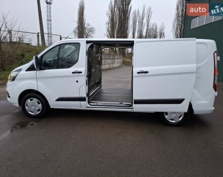 Белый Форд Транзит Кастом, объемом двигателя 2 л и пробегом 253 тыс. км за 13999 $, фото 7 на Automoto.ua