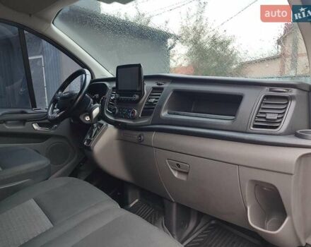 Форд Транзит Кастом 2019 у Млынове на Automoto.ua Білий Форд Транзит Кастом, об'ємом двигуна 2 л та пробігом 226 тис. км за 15950 $, фото 9 на Automoto.ua