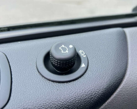 Белый Форд Транзит Кастом, объемом двигателя 2 л и пробегом 222 тыс. км за 15800 $, фото 9 на Automoto.ua