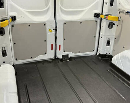 Белый Форд Транзит Кастом, объемом двигателя 2 л и пробегом 258 тыс. км за 17500 $, фото 24 на Automoto.ua