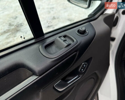 Белый Форд Транзит Кастом, объемом двигателя 2 л и пробегом 197 тыс. км за 14599 $, фото 14 на Automoto.ua