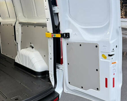 Белый Форд Транзит Кастом, объемом двигателя 2 л и пробегом 258 тыс. км за 17500 $, фото 15 на Automoto.ua