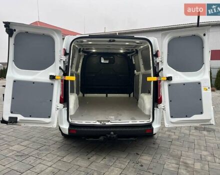 Білий Форд Транзит Кастом, об'ємом двигуна 2 л та пробігом 216 тис. км за 17800 $, фото 18 на Automoto.ua