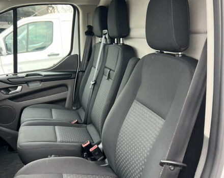 Белый Форд Транзит Кастом, объемом двигателя 2 л и пробегом 222 тыс. км за 15800 $, фото 11 на Automoto.ua