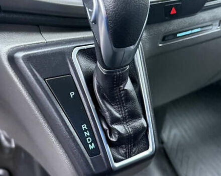 Белый Форд Транзит Кастом, объемом двигателя 2 л и пробегом 258 тыс. км за 17500 $, фото 43 на Automoto.ua