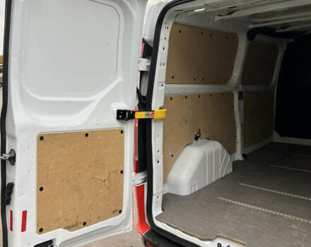 Белый Форд Транзит Кастом, объемом двигателя 2 л и пробегом 222 тыс. км за 15800 $, фото 19 на Automoto.ua