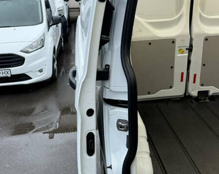 Белый Форд Транзит Кастом, объемом двигателя 2 л и пробегом 258 тыс. км за 17500 $, фото 25 на Automoto.ua