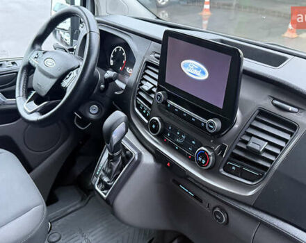 Белый Форд Транзит Кастом, объемом двигателя 2 л и пробегом 258 тыс. км за 17500 $, фото 50 на Automoto.ua