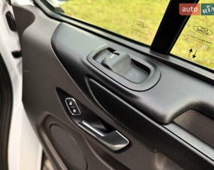 Білий Форд Транзит Кастом, об'ємом двигуна 2 л та пробігом 197 тис. км за 14799 $, фото 28 на Automoto.ua