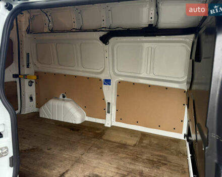 Білий Форд Транзит Кастом, об'ємом двигуна 2 л та пробігом 122 тис. км за 16899 $, фото 13 на Automoto.ua