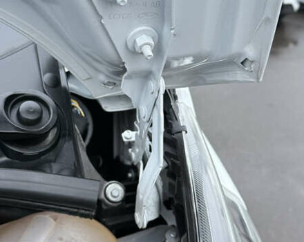 Белый Форд Транзит Кастом, объемом двигателя 2 л и пробегом 258 тыс. км за 17500 $, фото 31 на Automoto.ua