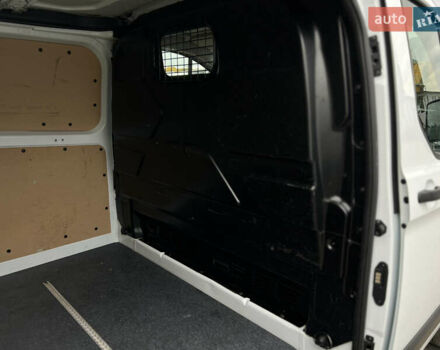 Білий Форд Транзит Кастом, об'ємом двигуна 2 л та пробігом 207 тис. км за 15700 $, фото 9 на Automoto.ua
