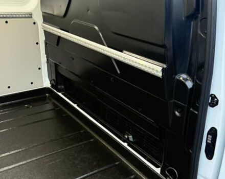 Белый Форд Транзит Кастом, объемом двигателя 2 л и пробегом 258 тыс. км за 17500 $, фото 22 на Automoto.ua