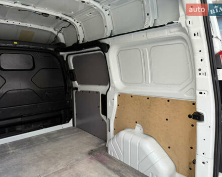 Белый Форд Транзит Кастом, объемом двигателя 2 л и пробегом 197 тыс. км за 14599 $, фото 36 на Automoto.ua
