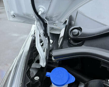 Белый Форд Транзит Кастом, объемом двигателя 2 л и пробегом 258 тыс. км за 17500 $, фото 30 на Automoto.ua