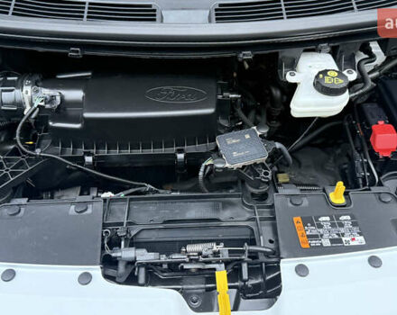 Белый Форд Транзит Кастом, объемом двигателя 2 л и пробегом 258 тыс. км за 17500 $, фото 32 на Automoto.ua