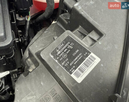 Білий Форд Транзит Кастом, об'ємом двигуна 2 л та пробігом 122 тис. км за 16899 $, фото 42 на Automoto.ua