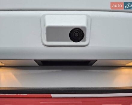 Білий Форд Транзит Кастом, об'ємом двигуна 2 л та пробігом 239 тис. км за 17333 $, фото 28 на Automoto.ua