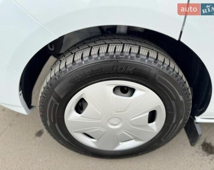 Білий Форд Транзит Кастом, об'ємом двигуна 2 л та пробігом 186 тис. км за 17350 $, фото 30 на Automoto.ua