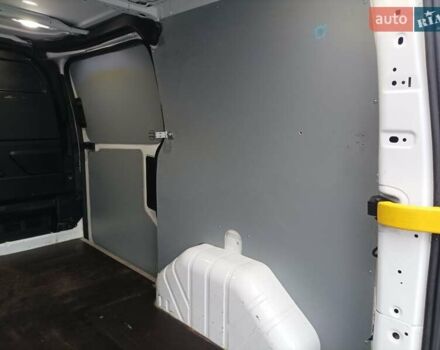 Белый Форд Транзит Кастом, объемом двигателя 2 л и пробегом 242 тыс. км за 16000 $, фото 15 на Automoto.ua