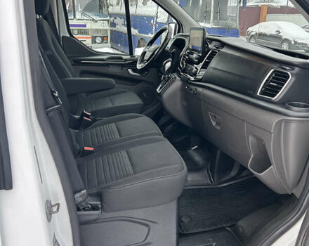 Белый Форд Транзит Кастом, объемом двигателя 2 л и пробегом 178 тыс. км за 18900 $, фото 38 на Automoto.ua