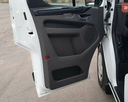 Білий Форд Транзит Кастом, об'ємом двигуна 2 л та пробігом 228 тис. км за 15800 $, фото 9 на Automoto.ua