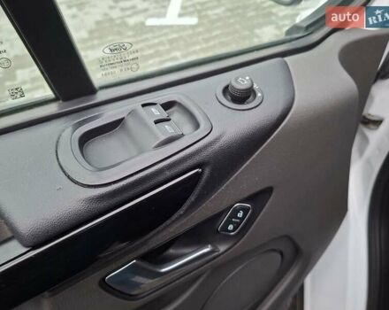 Білий Форд Транзит Кастом, об'ємом двигуна 2 л та пробігом 239 тис. км за 17333 $, фото 23 на Automoto.ua