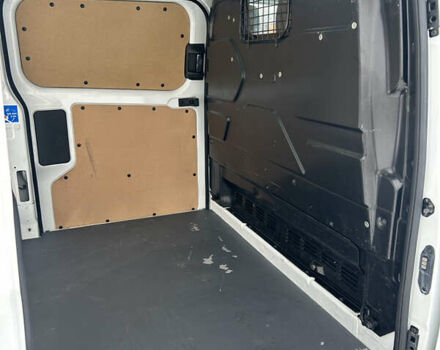 Белый Форд Транзит Кастом, объемом двигателя 2 л и пробегом 178 тыс. км за 18900 $, фото 31 на Automoto.ua