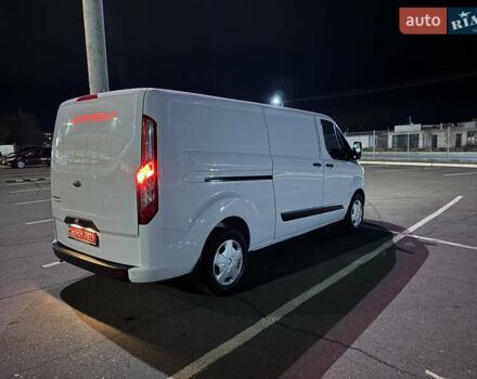 Белый Форд Транзит Кастом, объемом двигателя 2 л и пробегом 243 тыс. км за 17900 $, фото 4 на Automoto.ua