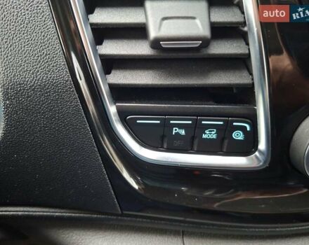 Білий Форд Транзит Кастом, об'ємом двигуна 2 л та пробігом 239 тис. км за 17333 $, фото 16 на Automoto.ua