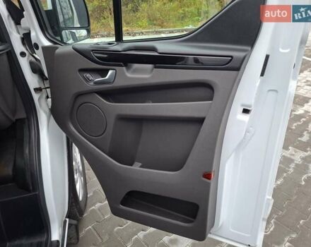 Білий Форд Транзит Кастом, об'ємом двигуна 2 л та пробігом 239 тис. км за 17333 $, фото 29 на Automoto.ua