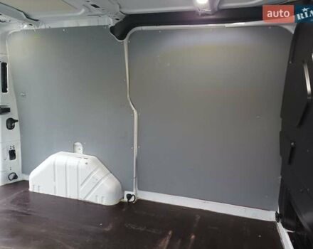 Белый Форд Транзит Кастом, объемом двигателя 2 л и пробегом 242 тыс. км за 16000 $, фото 25 на Automoto.ua