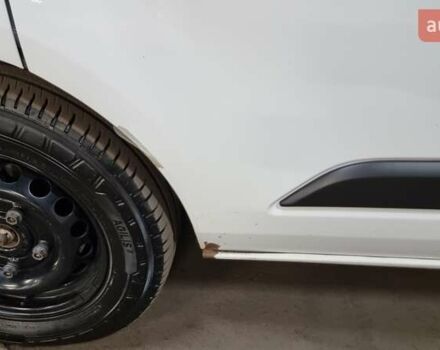 Белый Форд Транзит Кастом, объемом двигателя 2 л и пробегом 225 тыс. км за 18500 $, фото 18 на Automoto.ua