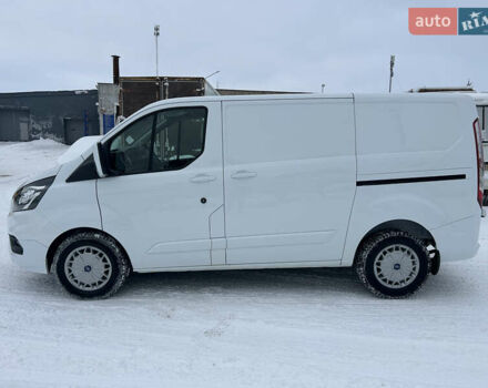 Белый Форд Транзит Кастом, объемом двигателя 2 л и пробегом 178 тыс. км за 18900 $, фото 2 на Automoto.ua