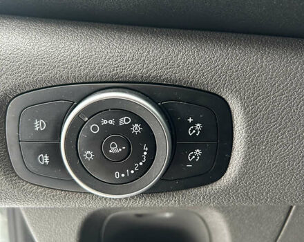 Белый Форд Транзит Кастом, объемом двигателя 2 л и пробегом 178 тыс. км за 18900 $, фото 19 на Automoto.ua