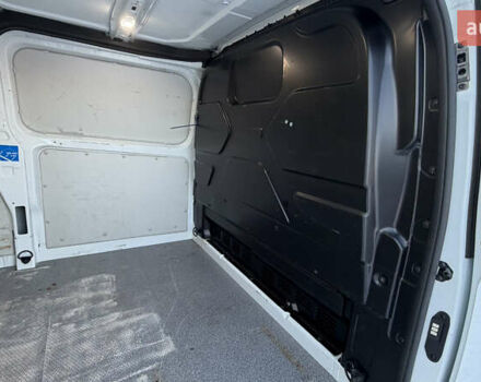 Белый Форд Транзит Кастом, объемом двигателя 2 л и пробегом 200 тыс. км за 16999 $, фото 29 на Automoto.ua