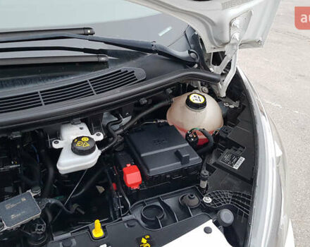 Білий Форд Транзит Кастом, об'ємом двигуна 2 л та пробігом 228 тис. км за 15800 $, фото 40 на Automoto.ua