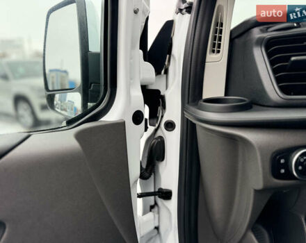 Белый Форд Транзит Кастом, объемом двигателя 2 л и пробегом 230 тыс. км за 21500 $, фото 87 на Automoto.ua