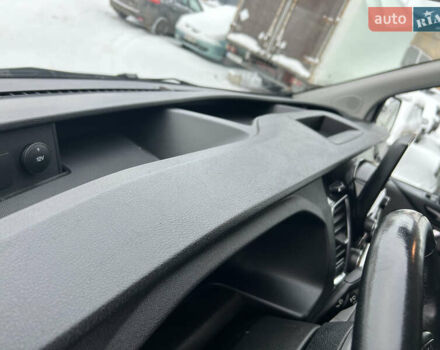 Белый Форд Транзит Кастом, объемом двигателя 2 л и пробегом 178 тыс. км за 18900 $, фото 26 на Automoto.ua