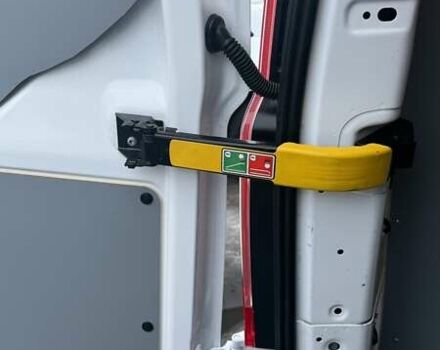 Белый Форд Транзит Кастом, объемом двигателя 2 л и пробегом 161 тыс. км за 17700 $, фото 18 на Automoto.ua