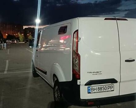 Білий Форд Транзит Кастом, об'ємом двигуна 2.2 л та пробігом 230 тис. км за 11000 $, фото 3 на Automoto.ua