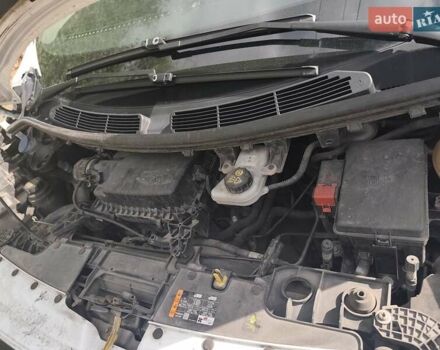 Белый Форд Транзит Кастом, объемом двигателя 2 л и пробегом 380 тыс. км за 10200 $, фото 14 на Automoto.ua